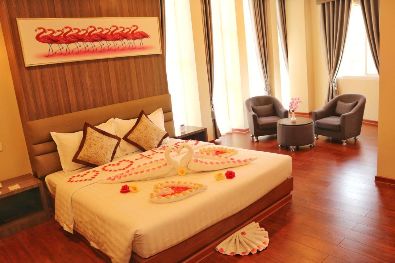 Hotel Htein Thar Таунджи Екстериор снимка