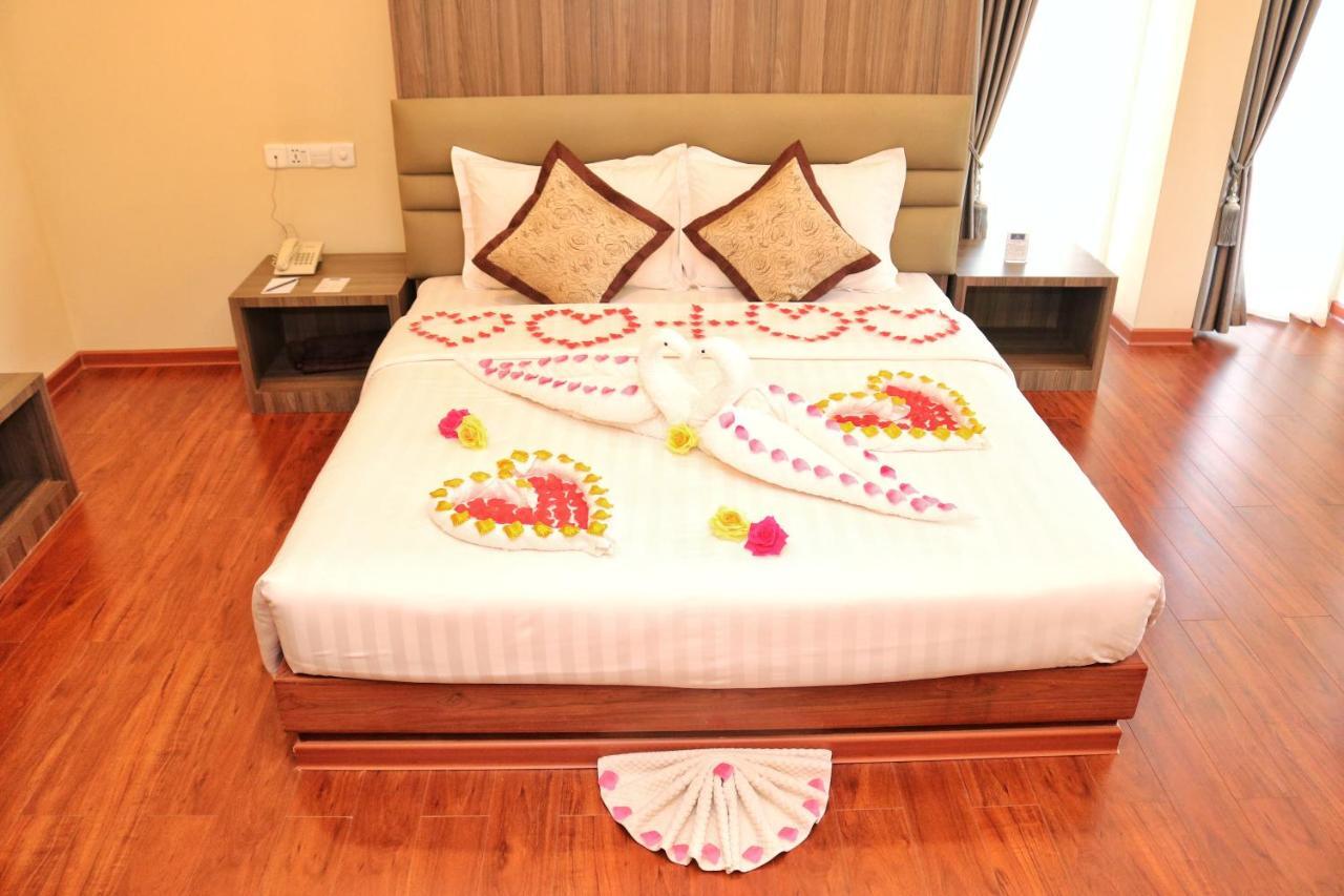Hotel Htein Thar Таунджи Екстериор снимка